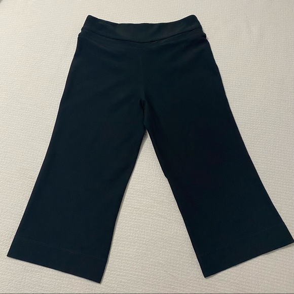 Nike FITDRY Crop Pants Women’s Size Small Black - Picture 2 of 8